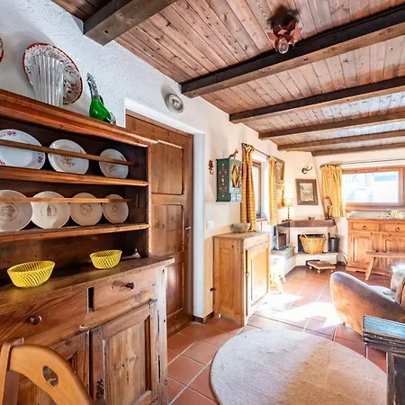 Apartment Lovely In - Happy Courmayeur