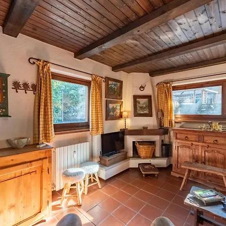 Lovely In - Happy * Courmayeur