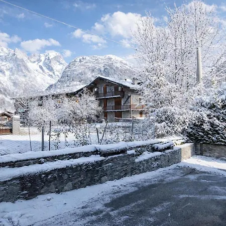 Lovely In - Happy Appartamento Courmayeur