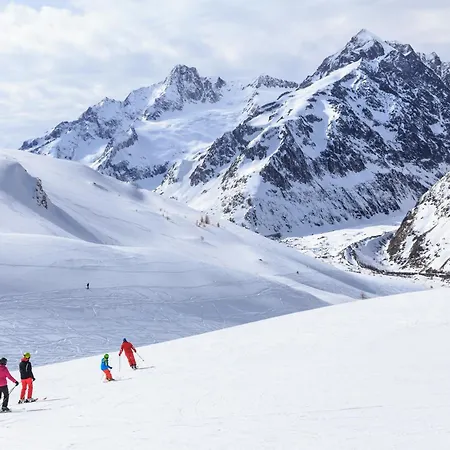 Lovely In - Happy Courmayeur